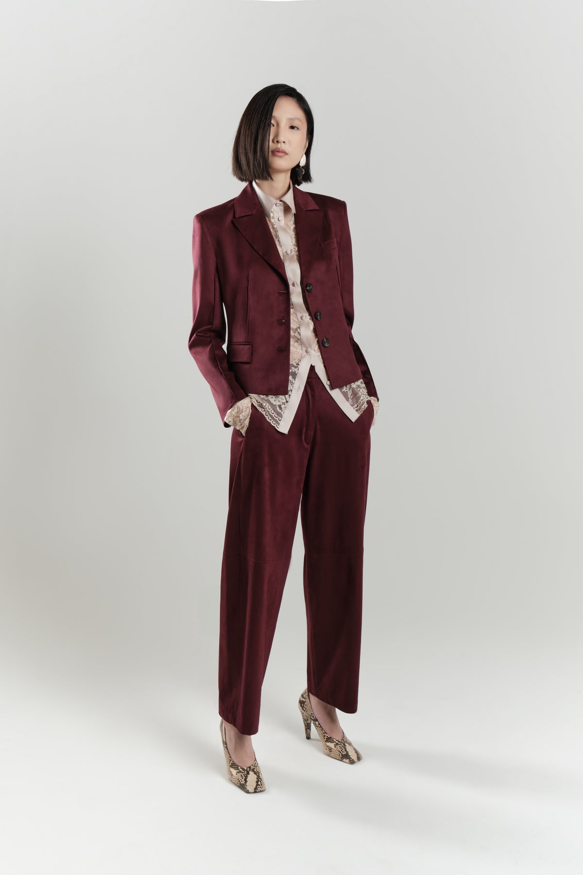 Camicia in pizzo a maniche lunghe