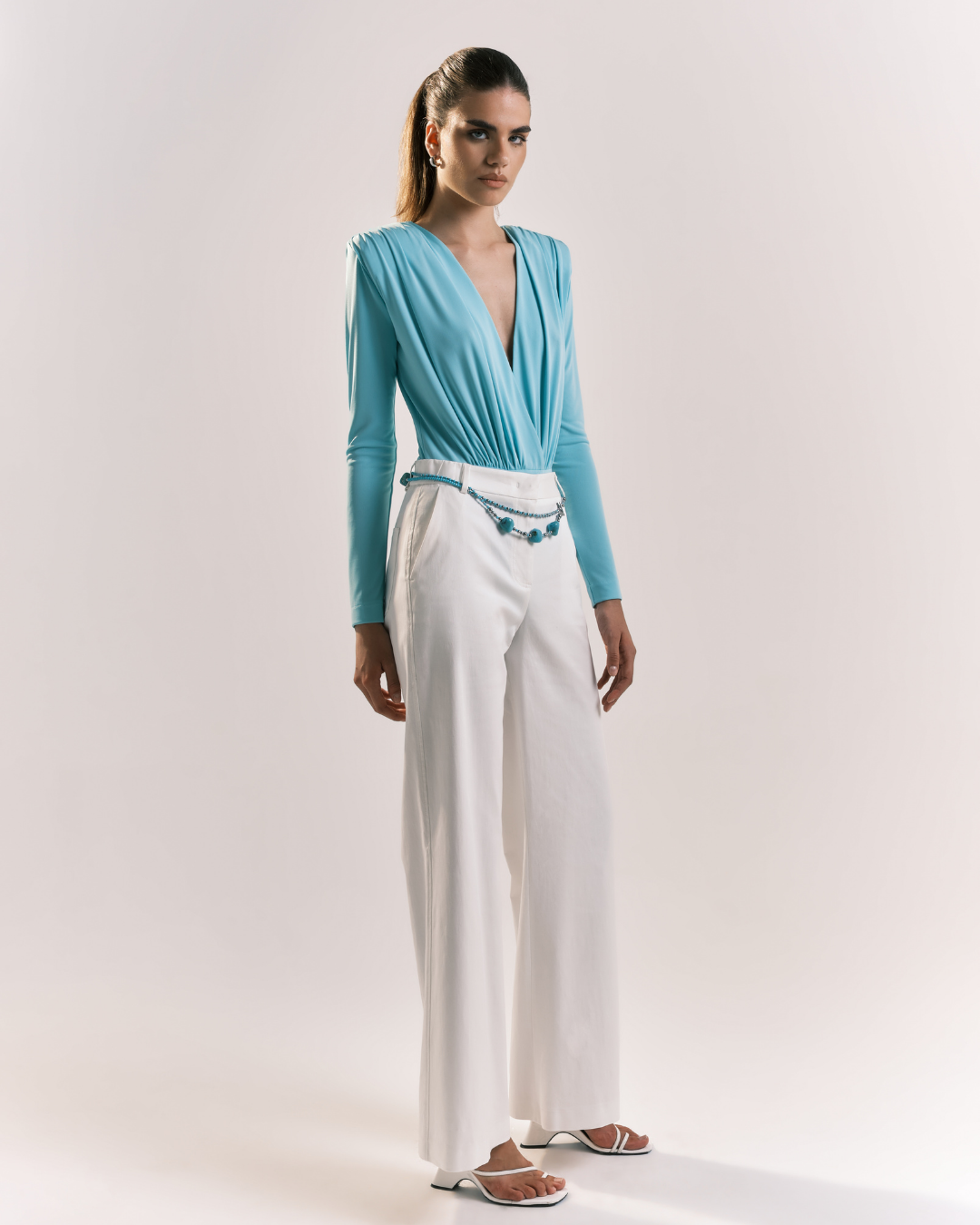 Body con scollo profondo