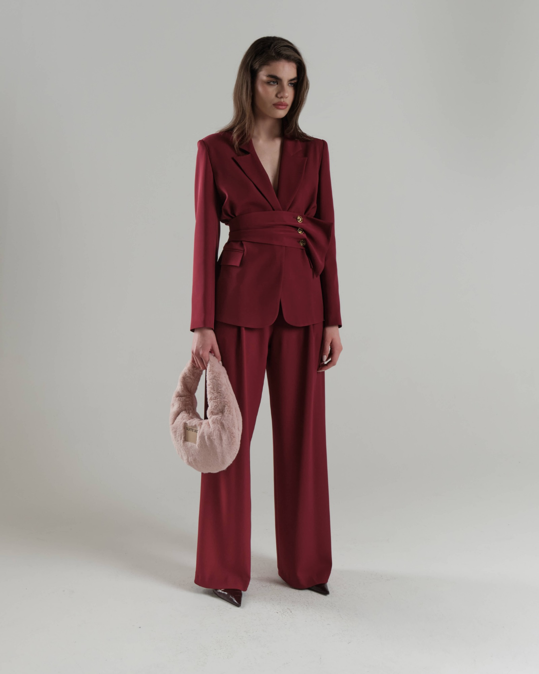 Pantalone gamba dritta con pinces