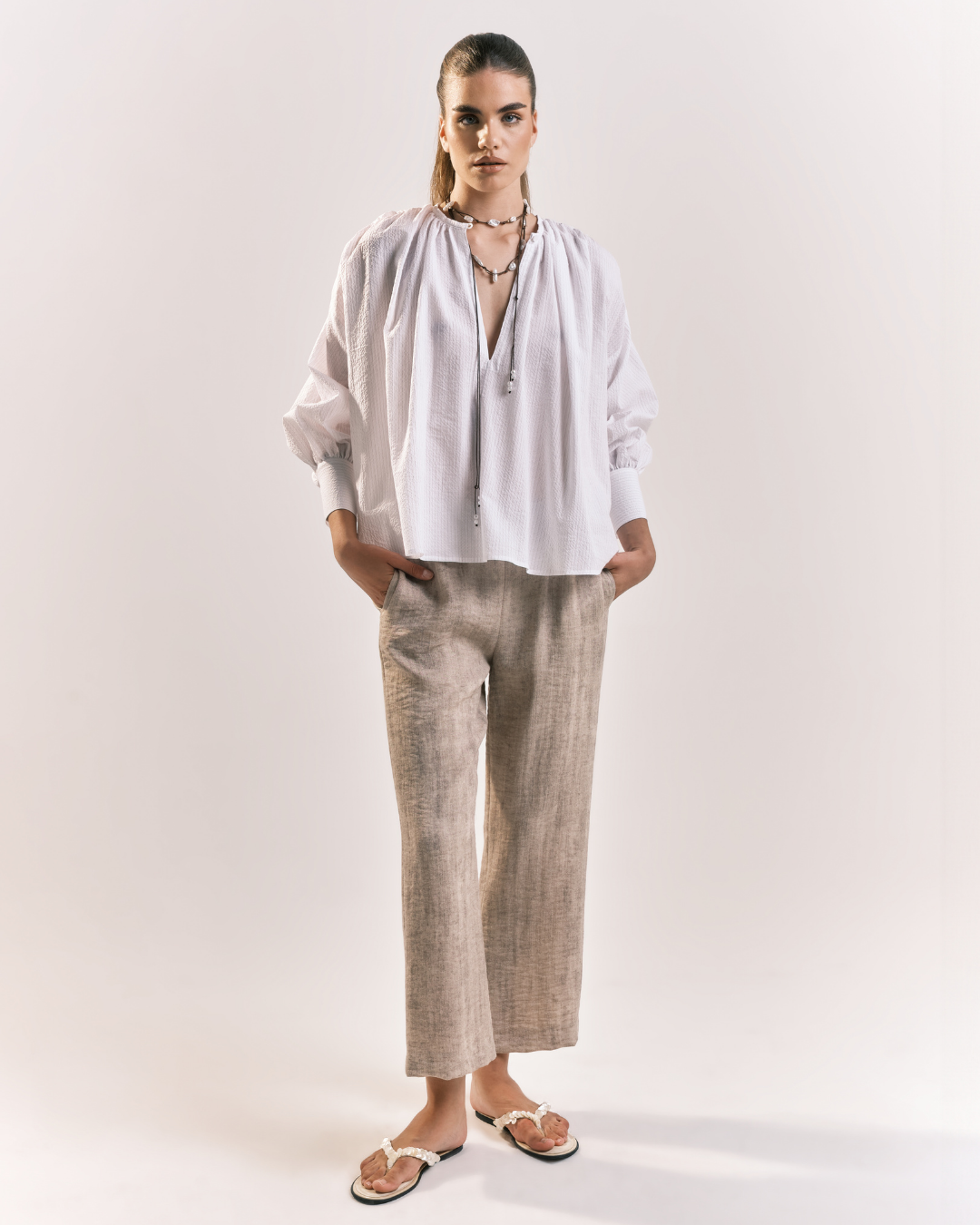 Pantalone con vita elasticizzata
