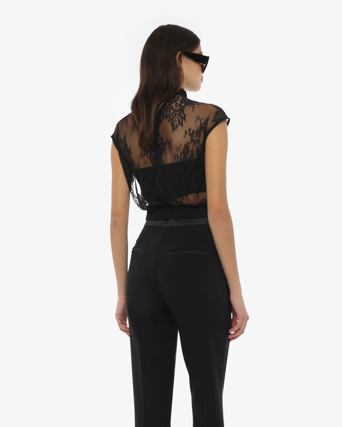 Top cropped in pizzo